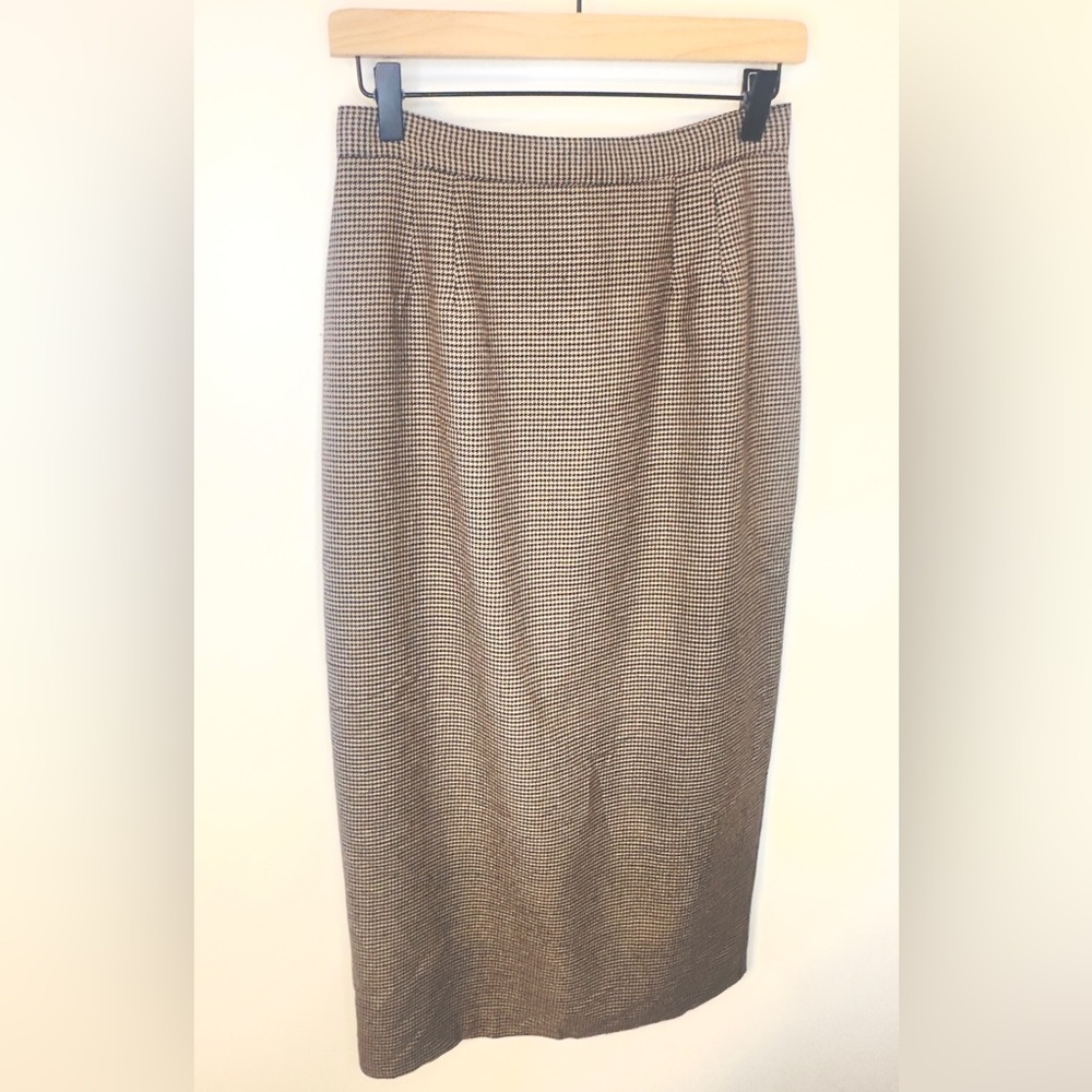 Briggs vintage  New York Brown Pencil Skirt Houndstooth design size 10